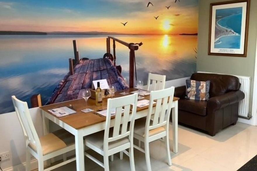 Caedwalla House, Selsey -  an annexe that sleeps 4 guests  in 2 bedrooms
