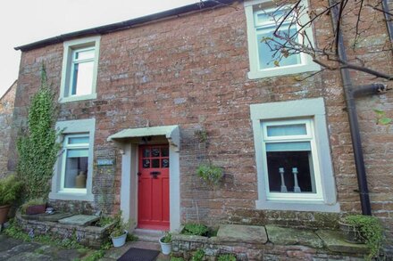 Rycroft, Talkin has 2 double bedrooms close to Hadrian's Wall and Talkin Tarn