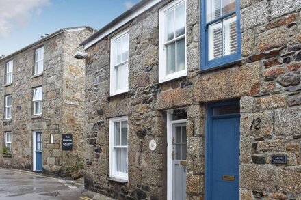 2 bedroom accommodation in Mousehole, near Penzance