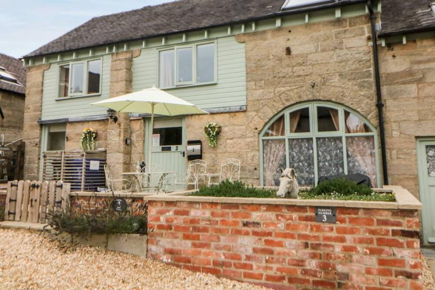 OLD HALL COTTAGES, Pet Friendly, With A Garden In Mayfield