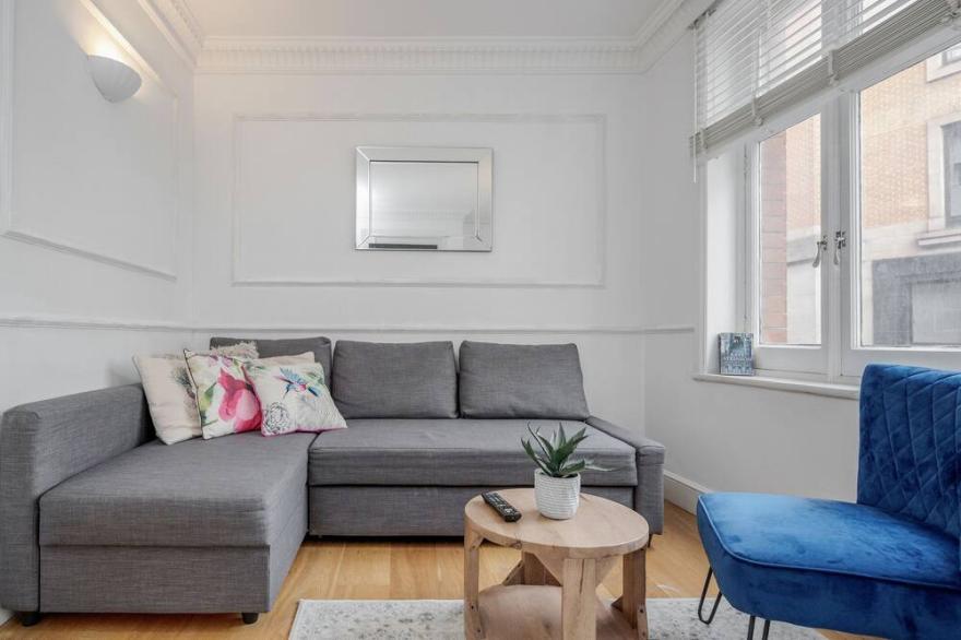 Beautiful Apartment Next To Covent Garden Market
