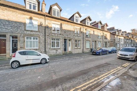 3 bedroom accommodation in Kendal