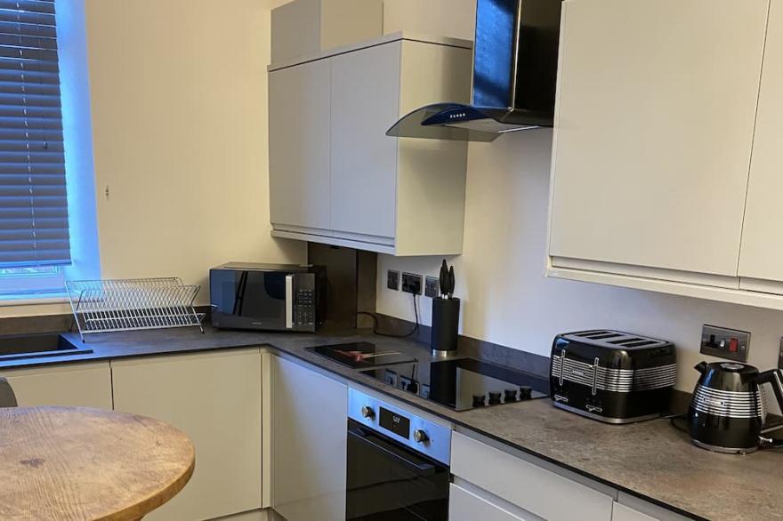 Boutique Apartment in great location with private parking