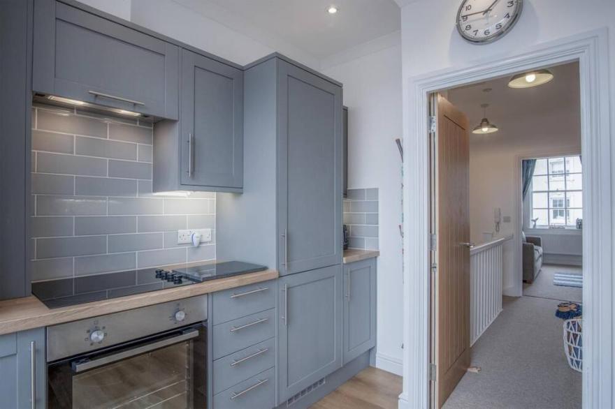 Ramsey Apartment - 2 Bedroom Apartment - Tenby