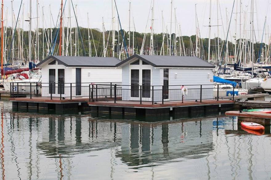 1 bedroom accommodation in Hamble