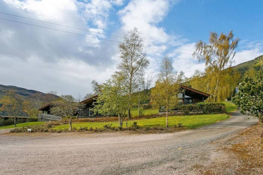 3 bedroom accommodation in Lochearnhead, Perthshire