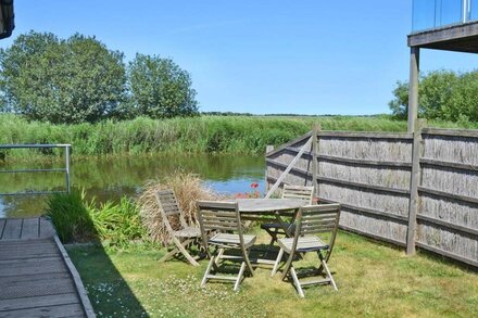 2 bedroom accommodation in Martham