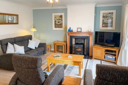 3 bedroom accommodation in Falmouth