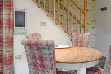 2 bedroom accommodation in Windermere