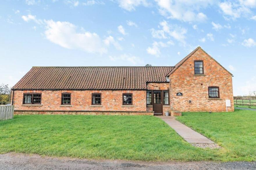 4 Bedroom Accommodation In Blackwoods, Near Easingwold