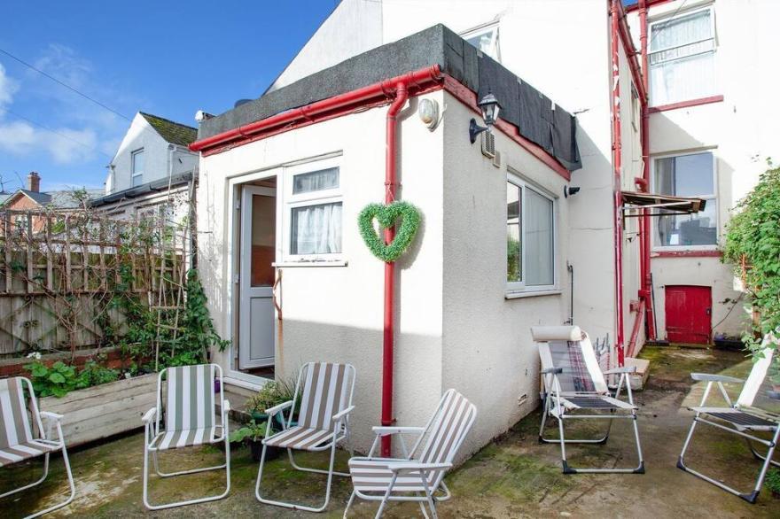 5 Bedroom Accommodation In Paignton