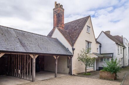 Wonderful wooden beamed 17th century retreat - White Lion Cottage