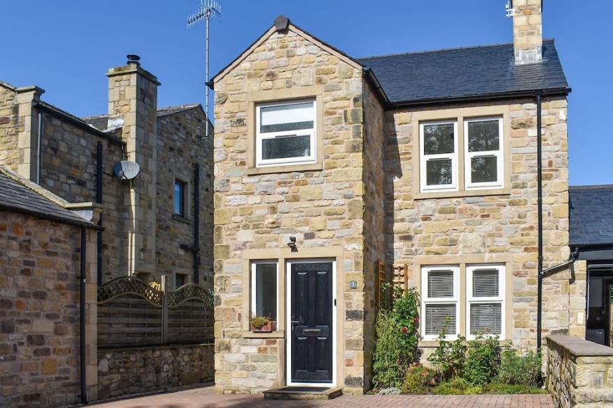 3 Bedroom Accommodation In Ingelton