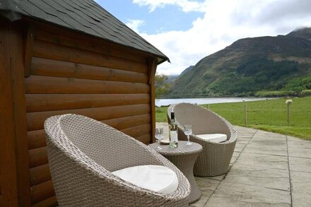 Leven View Lodges - Carness - sleeps 2 guests  in 1 bedroom