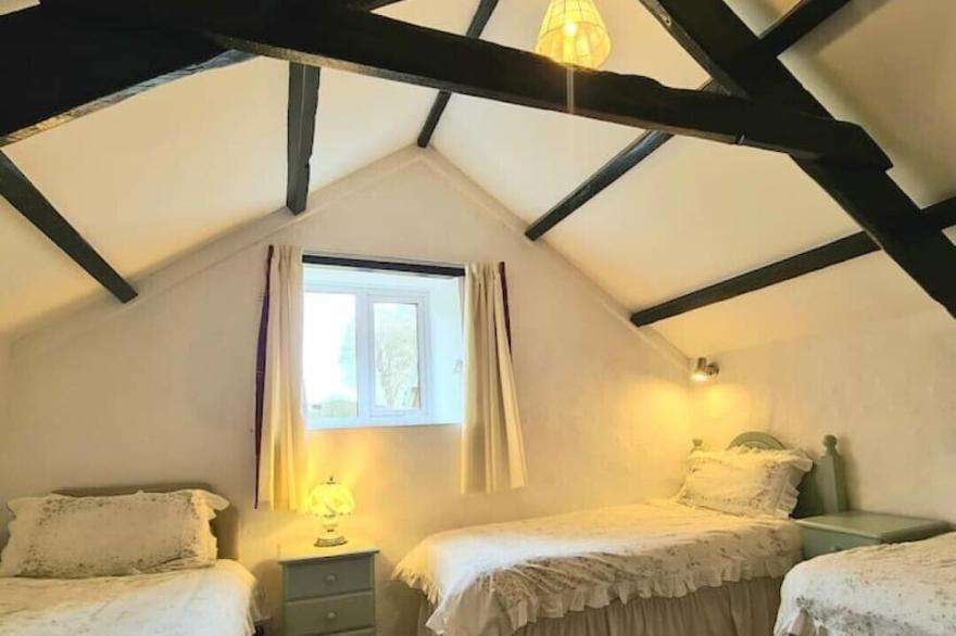 Ta Mill Forge Cottage in a Stunning Retreat