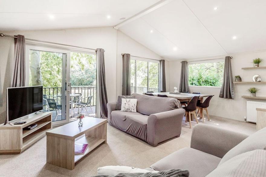 3 bedroom accommodation in Chippenham, Nr Newmarket