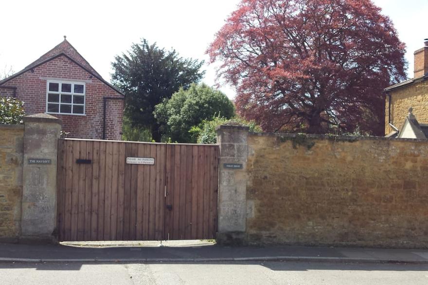 Quiet barn conversion in Castle Cary