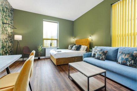 Emerald Suite By Sasco Apartments