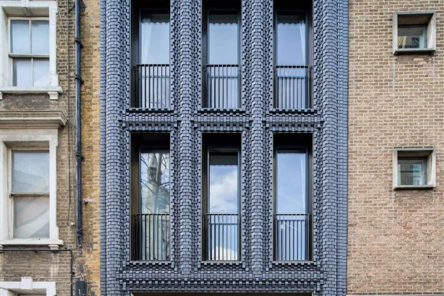 Chill Oxford Street 2BR - Netflix & Natural Light