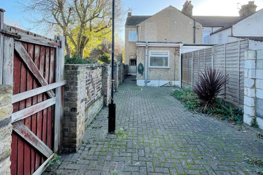 Cozy Family House  In The Heart Of Grays