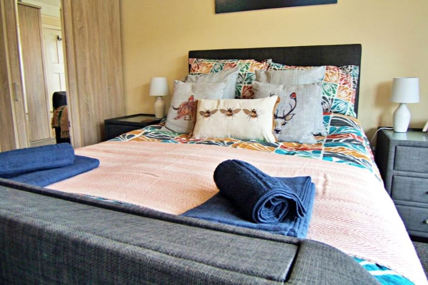 Cosy base for scenic routes