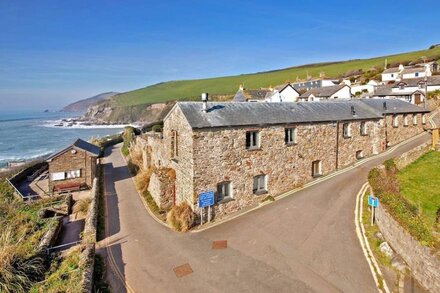 4 bedroom accommodation in Portwrinkle