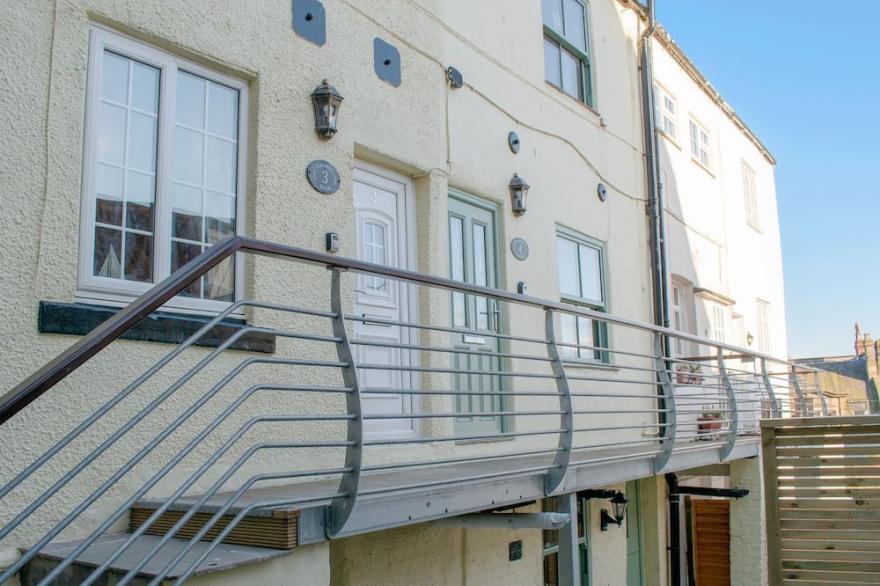 3 Bedroom Accommodation In Whitby