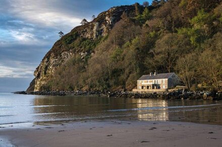 2 The Boathouse in the beautiful Pwllheli