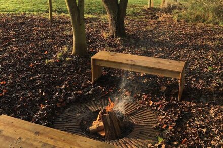 Yurt (5m wide) in the Cotswolds perfect for a romantic getaway