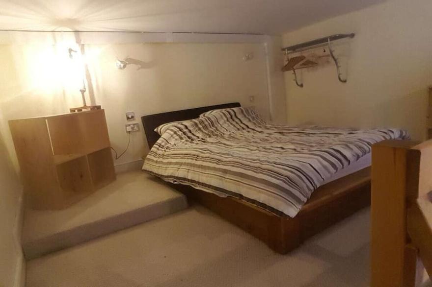 city centre flat in hulls old town