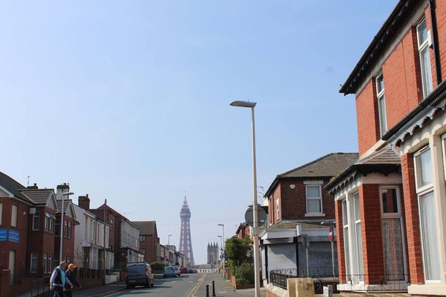 Lovely Family Home close to Blackpool Town centre