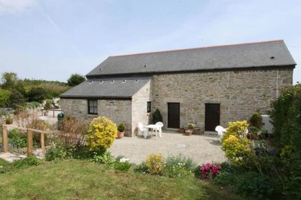 Thumbelina, a converted cottage only a 10 minute drive from Henry VIII's famous Pendennis Castle