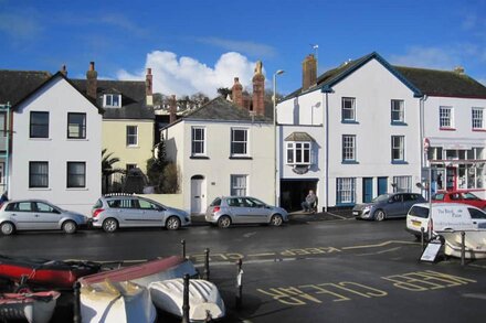 Quayside Fishermans Cottage