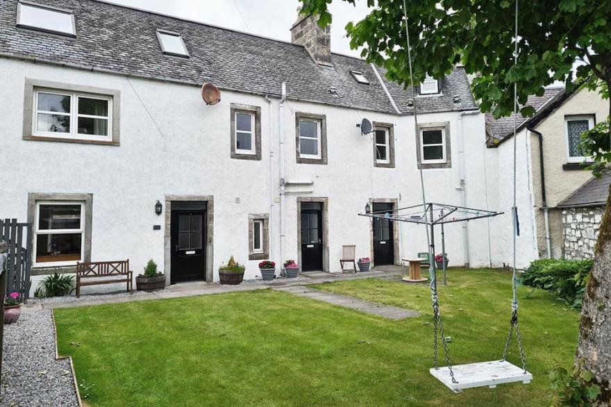 Great Townhouse On The NC500 Route