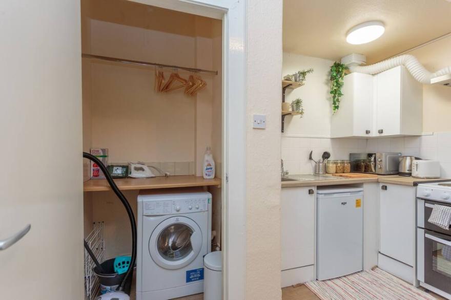 Cozy 1BD Groundfloor - 8 Minute From City Centre