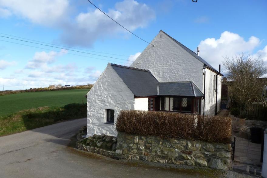 Treneved Lodge 5 star Detached Cottage with Sea Views