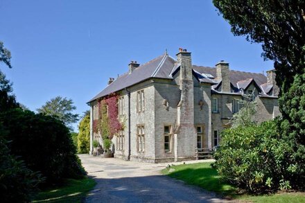 East Down Lodge, Kentisbury Grange