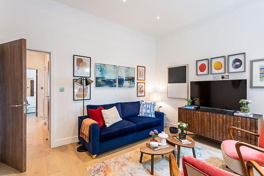 Stunning Earls Court Flat