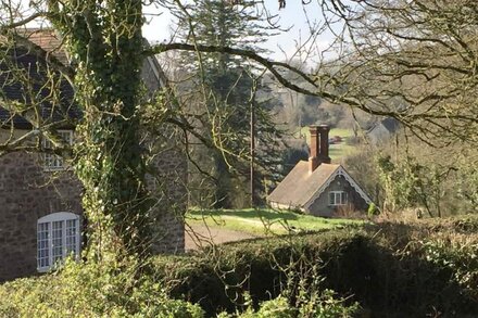 My love for the love of Old Dorset Cottage