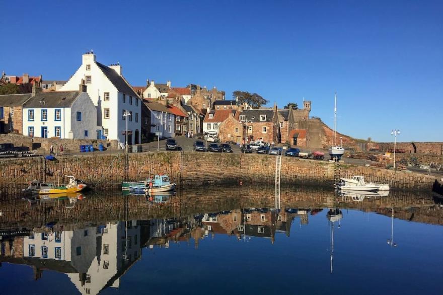4 Bedroom Accommodation In Crail, Near St Andrews