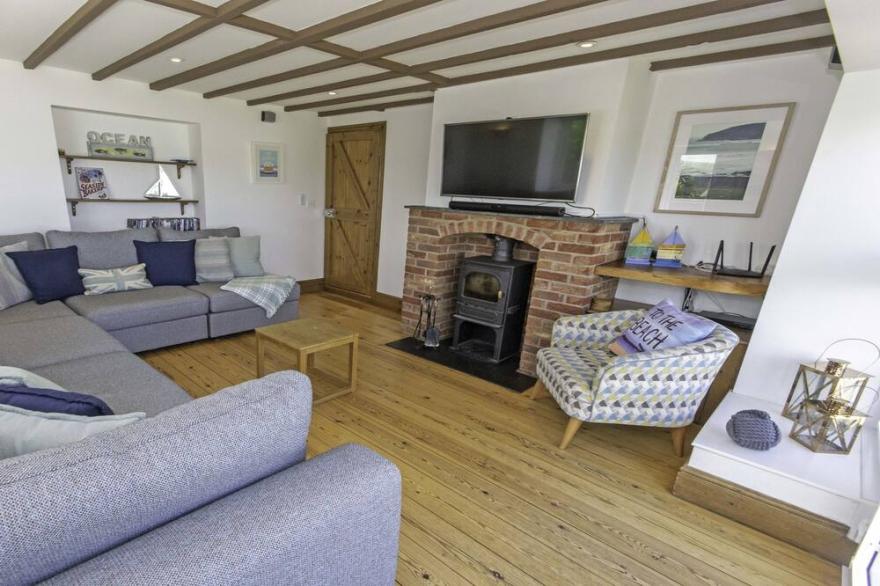 Stables - BEST Sea views in Croyde! Sleeps 8