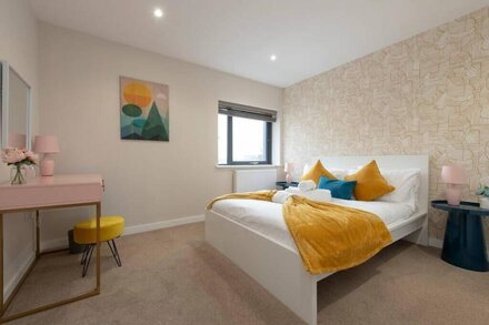 Bright and Comfy One Bedroom Haven in High Street