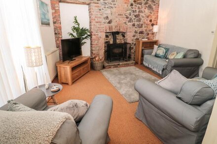 THE BIELD, pet friendly, country holiday cottage in Eyemouth