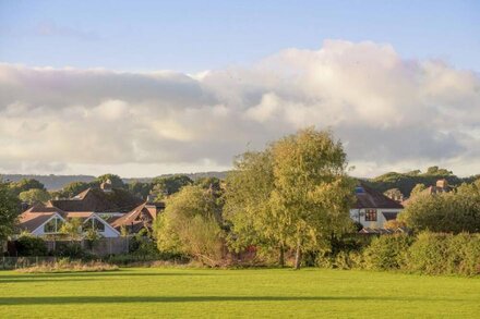 Eco friendly house in Chichester near Goodwood