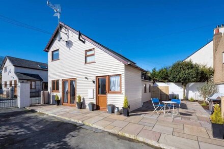 Lluesta Cottage in the beautiful Pwllheli