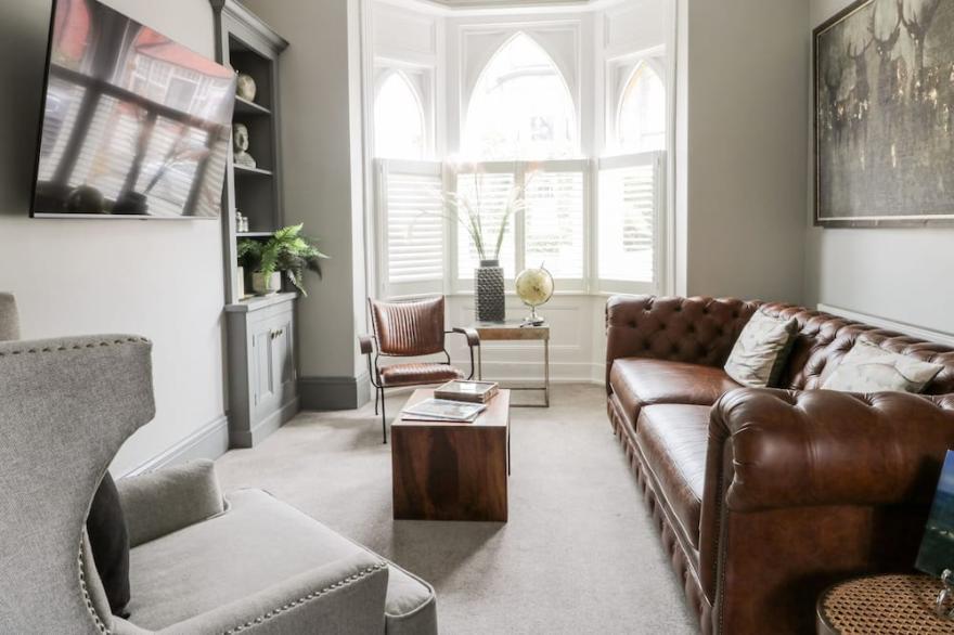 39 WEST STREET, pet friendly, luxury holiday cottage in Scarborough