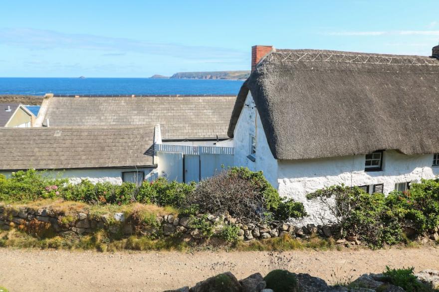 LEWCOTT, family friendly, character holiday cottage in Sennen Cove