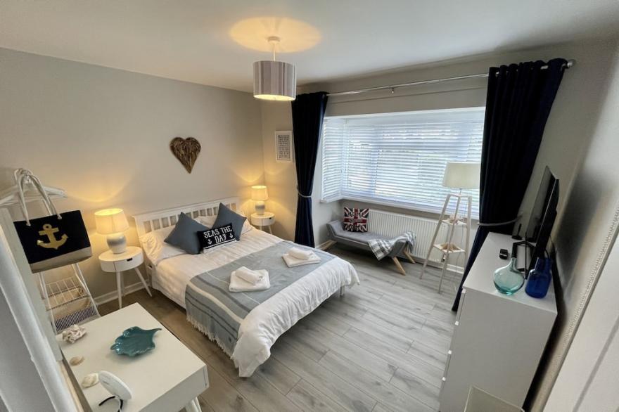 Stunning Seaside House Walk to Beach, Marina & Brixham Town, Devon. Dog Friendly