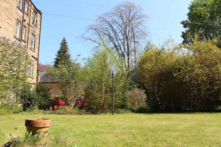 Classic Edinburgh Flat in the heart of Morningside