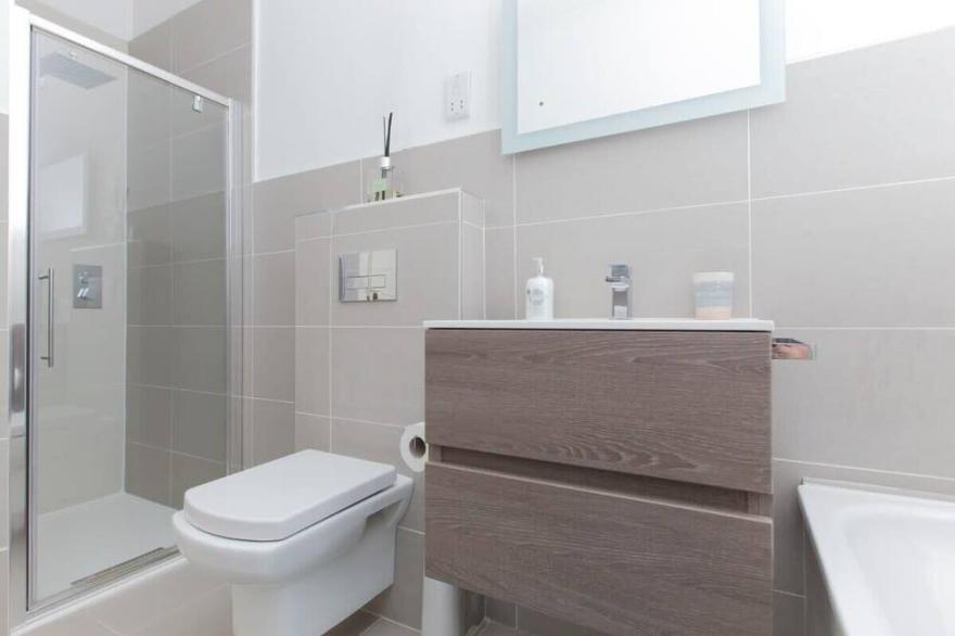 Beautifully Modernised New Town Home